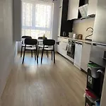 Apartman Illumina Nowoczesny 50m2, Spokojna Okolica, 25min Do Centrum Krakkó